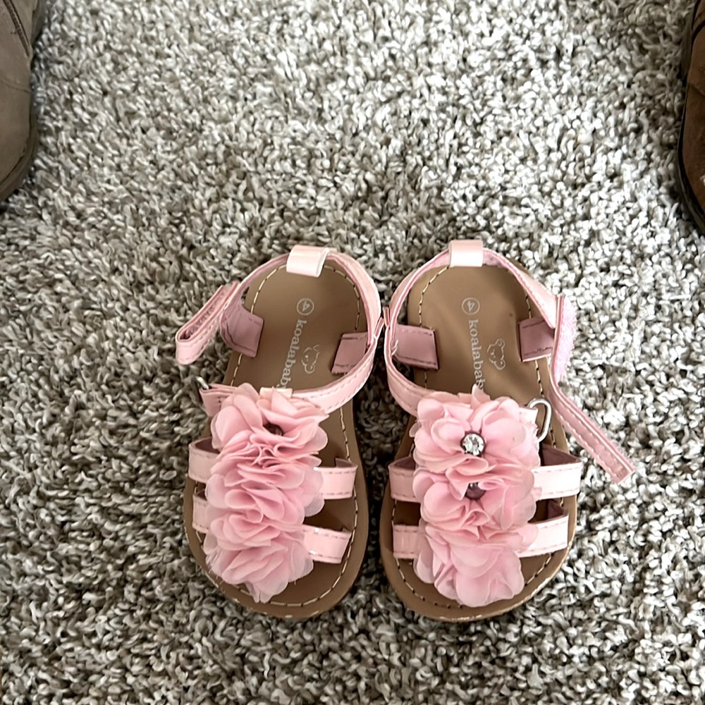 Size 4c toddler girls koalababy flower sandals